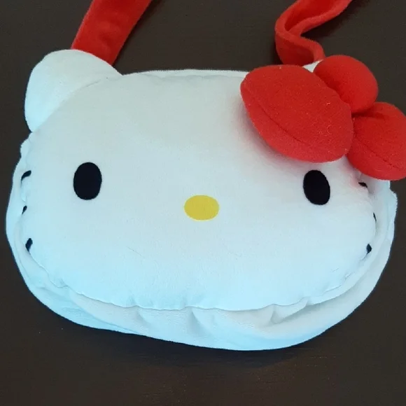 Hello Kitty Plush Crossbody Bag - Picture 2 of 7